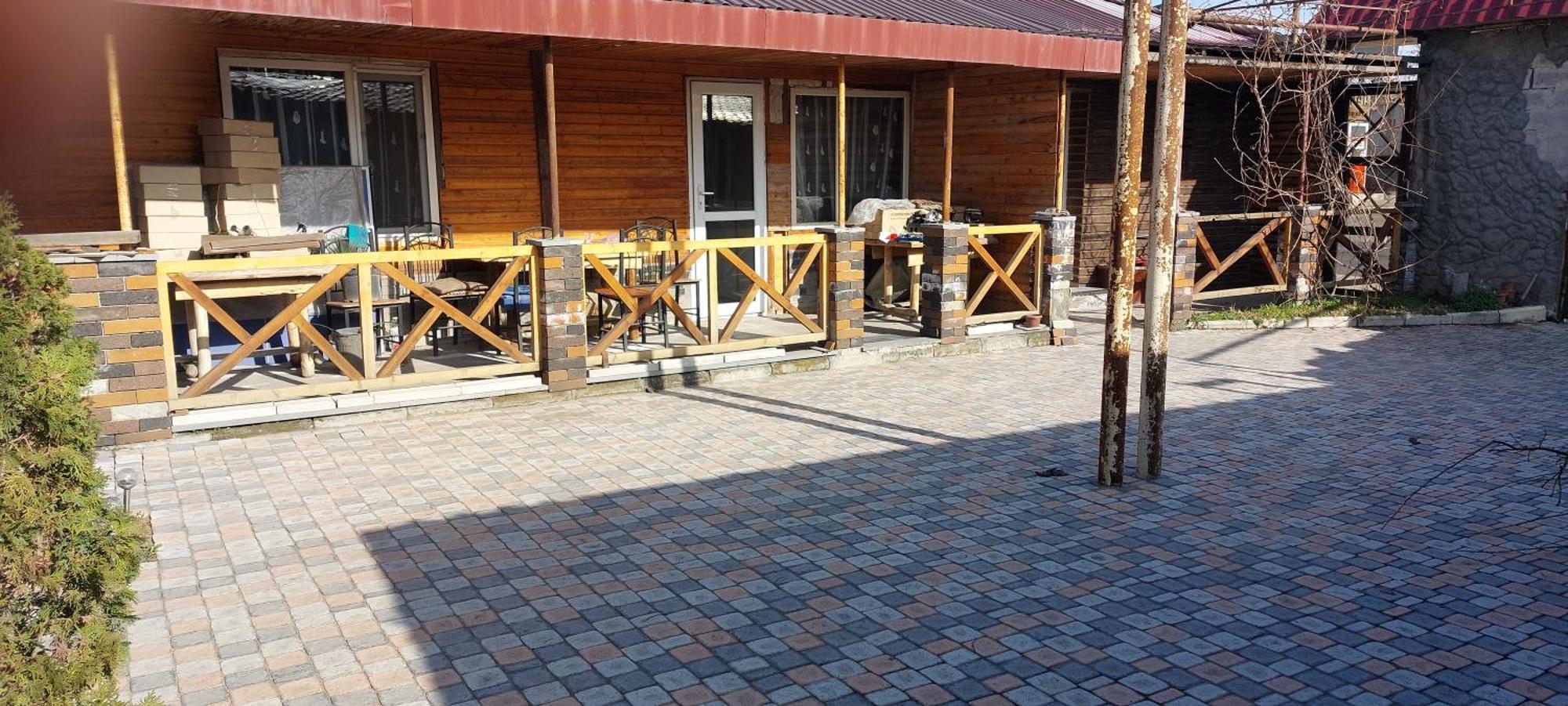 Arba Hotel Jerevan Exteriör bild